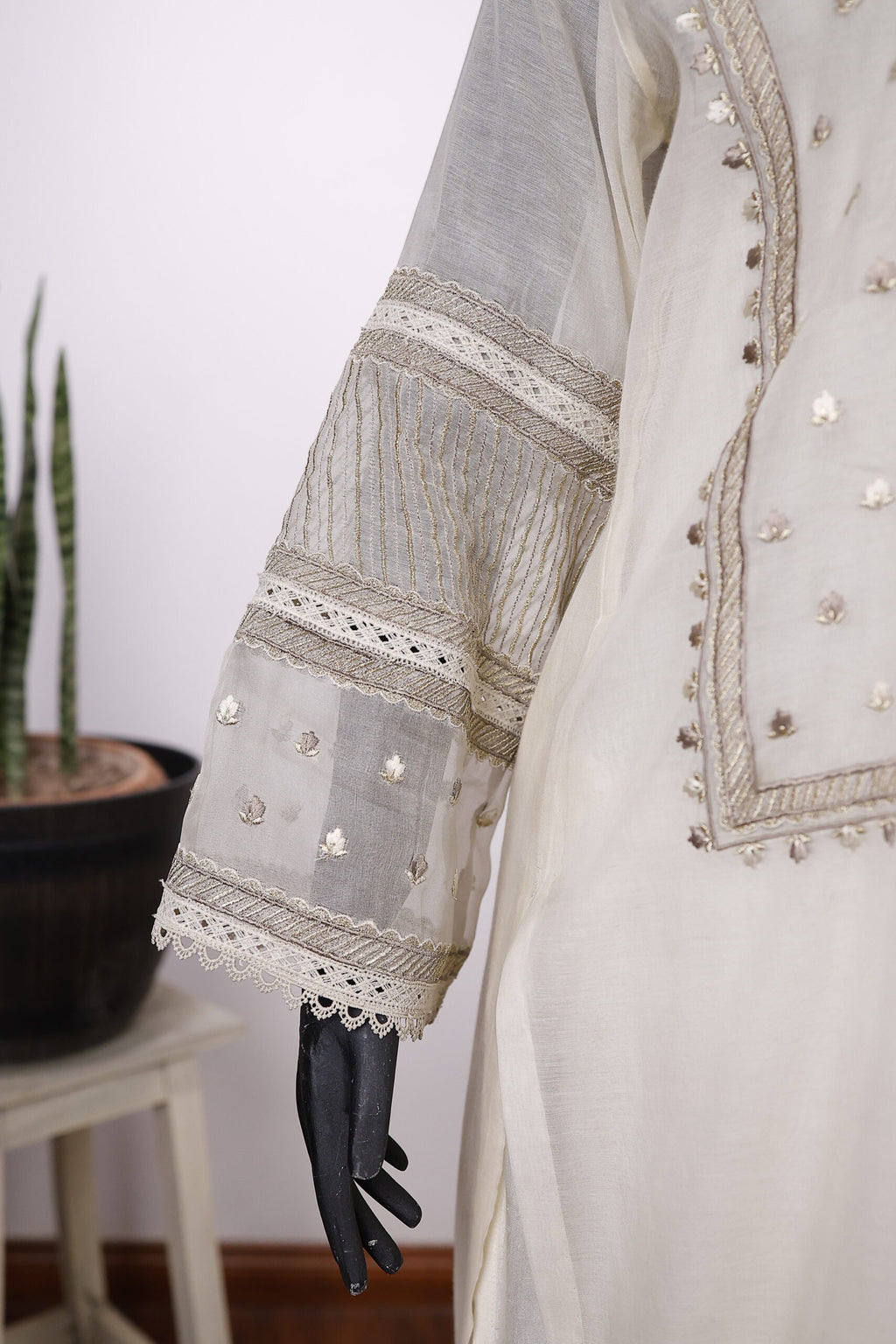 Off-White Embroidered Outfit