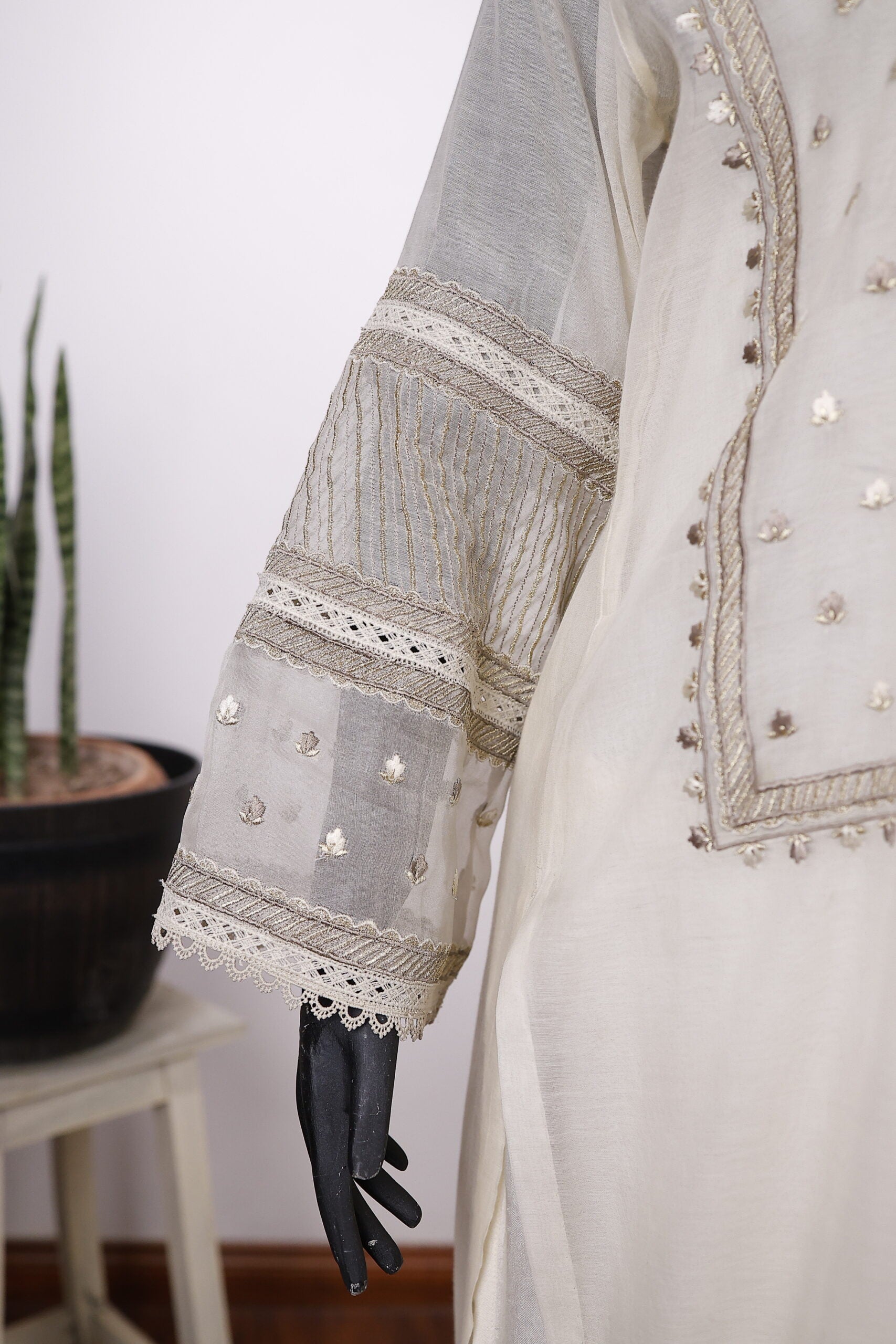 Off-White Embroidered Outfit