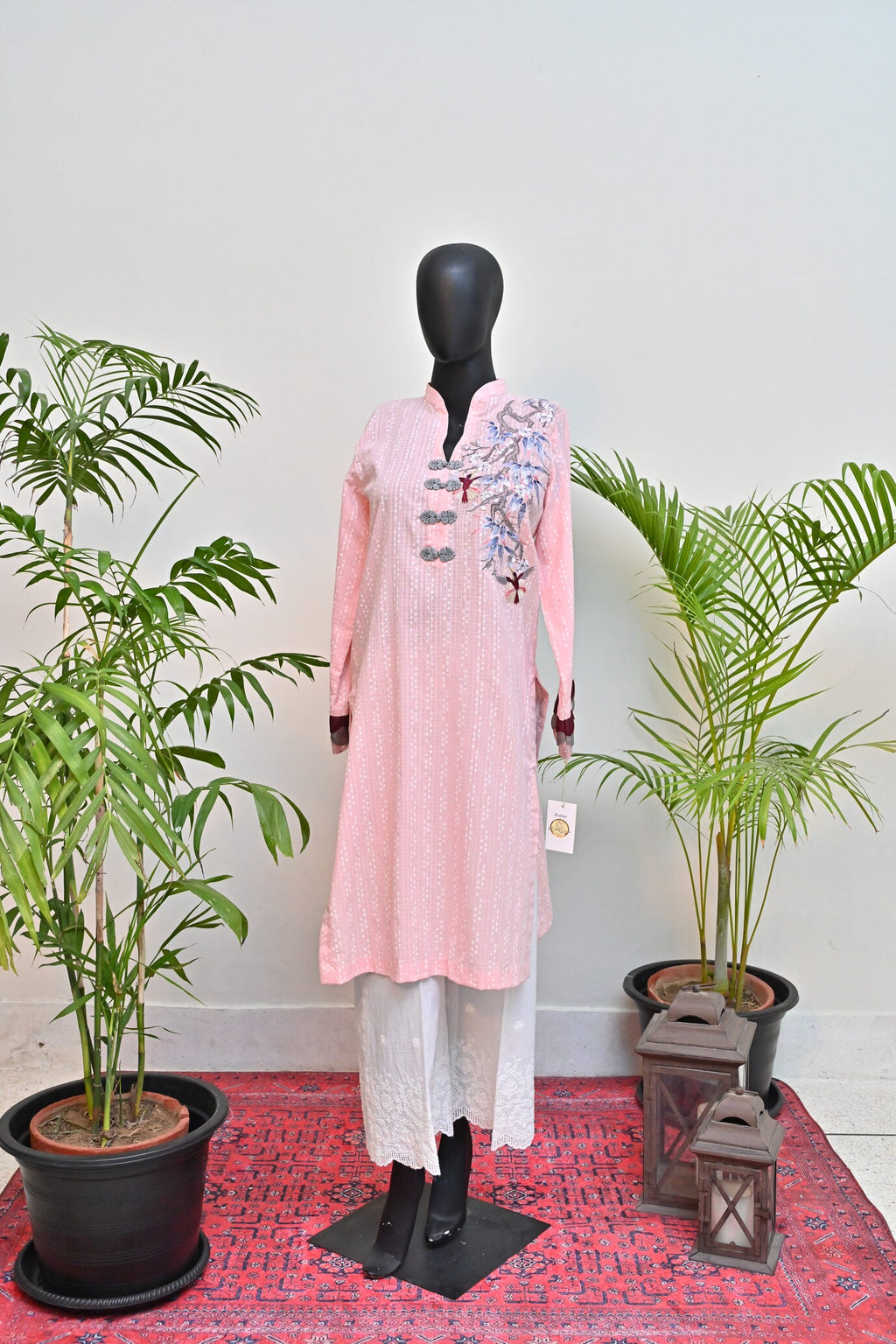 Soft Pink Embroidered Kurta with Floral Detail