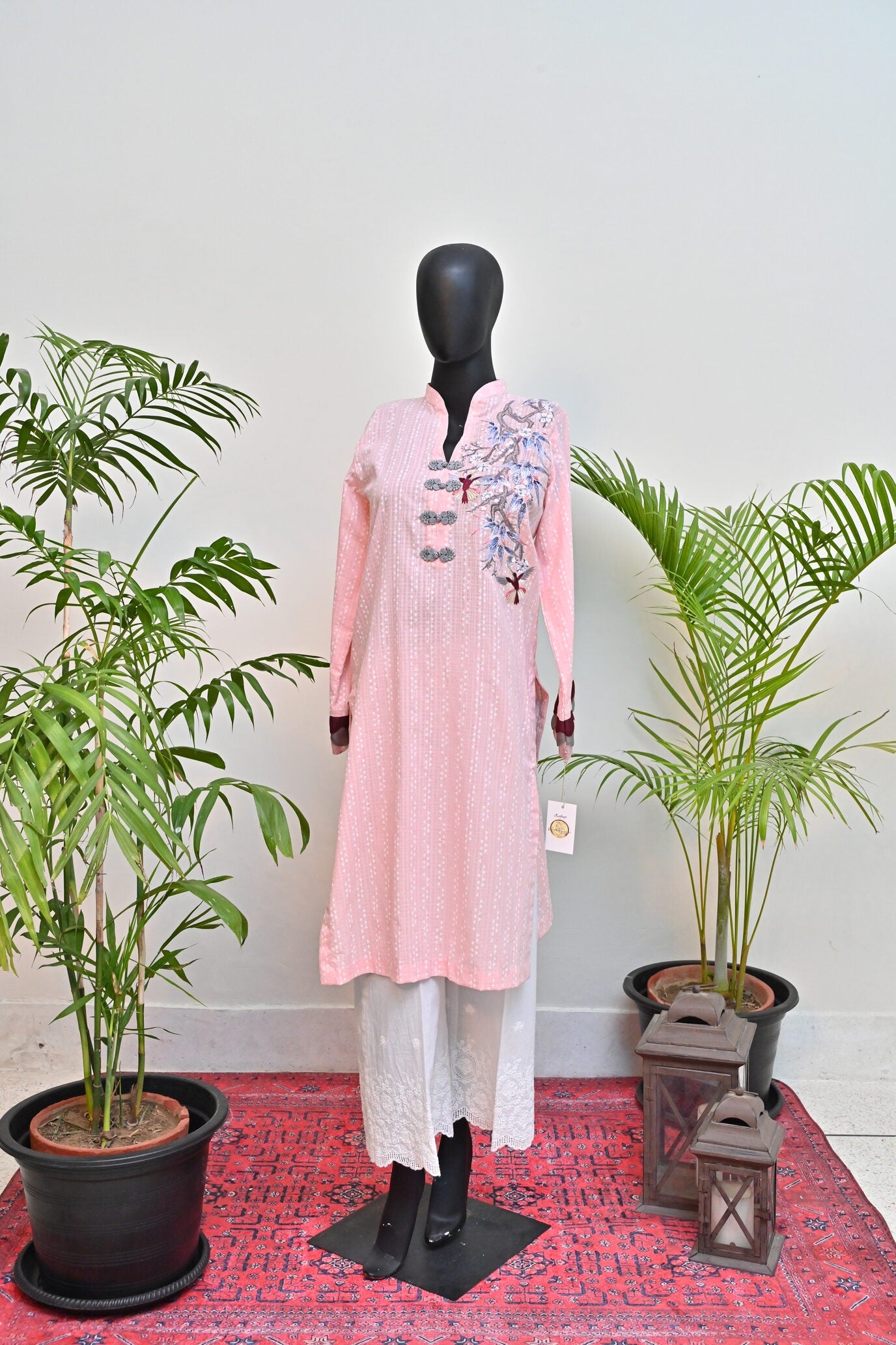 Soft Pink Embroidered Kurta with Floral Detail