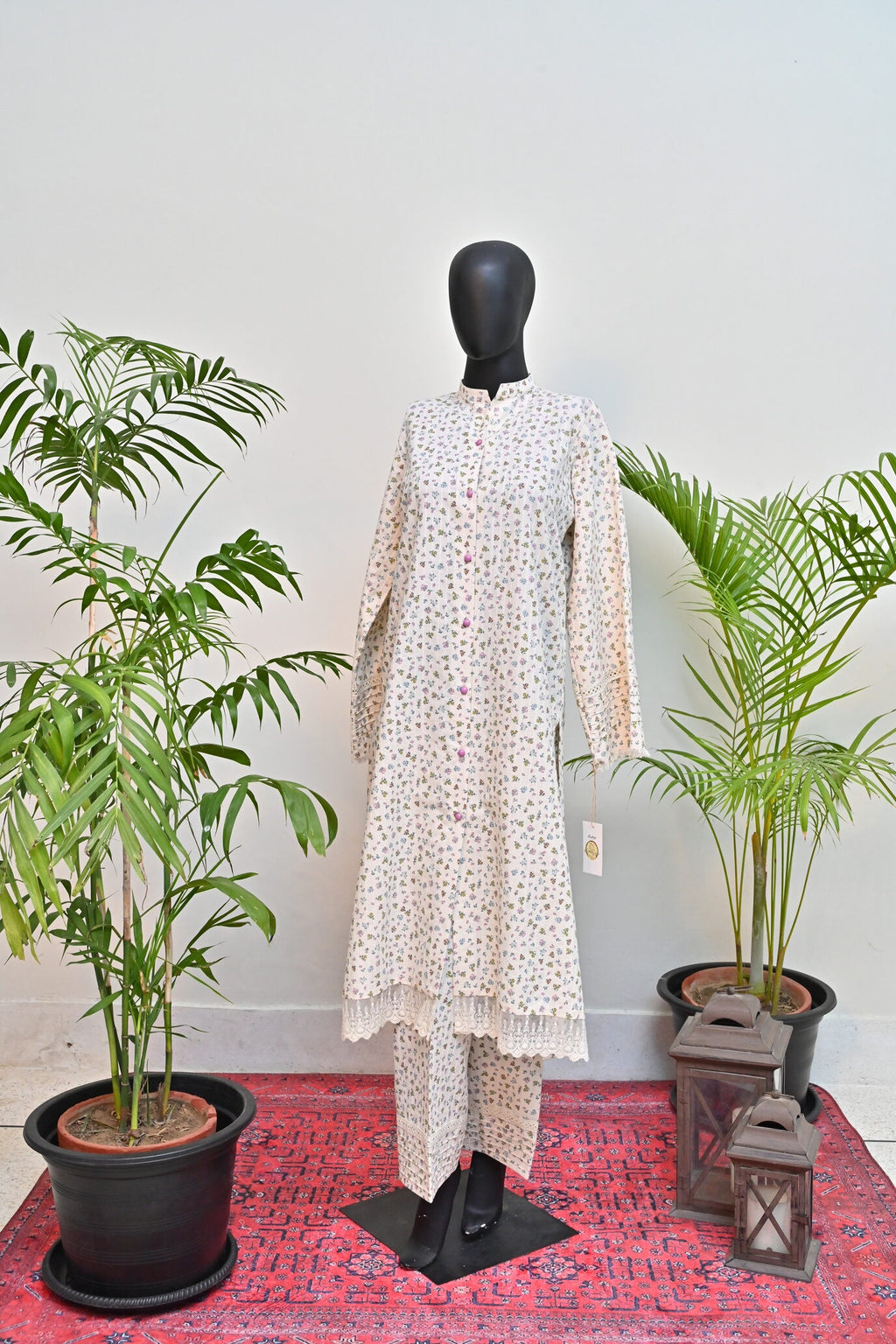 Small Print white Two-Piece Suit