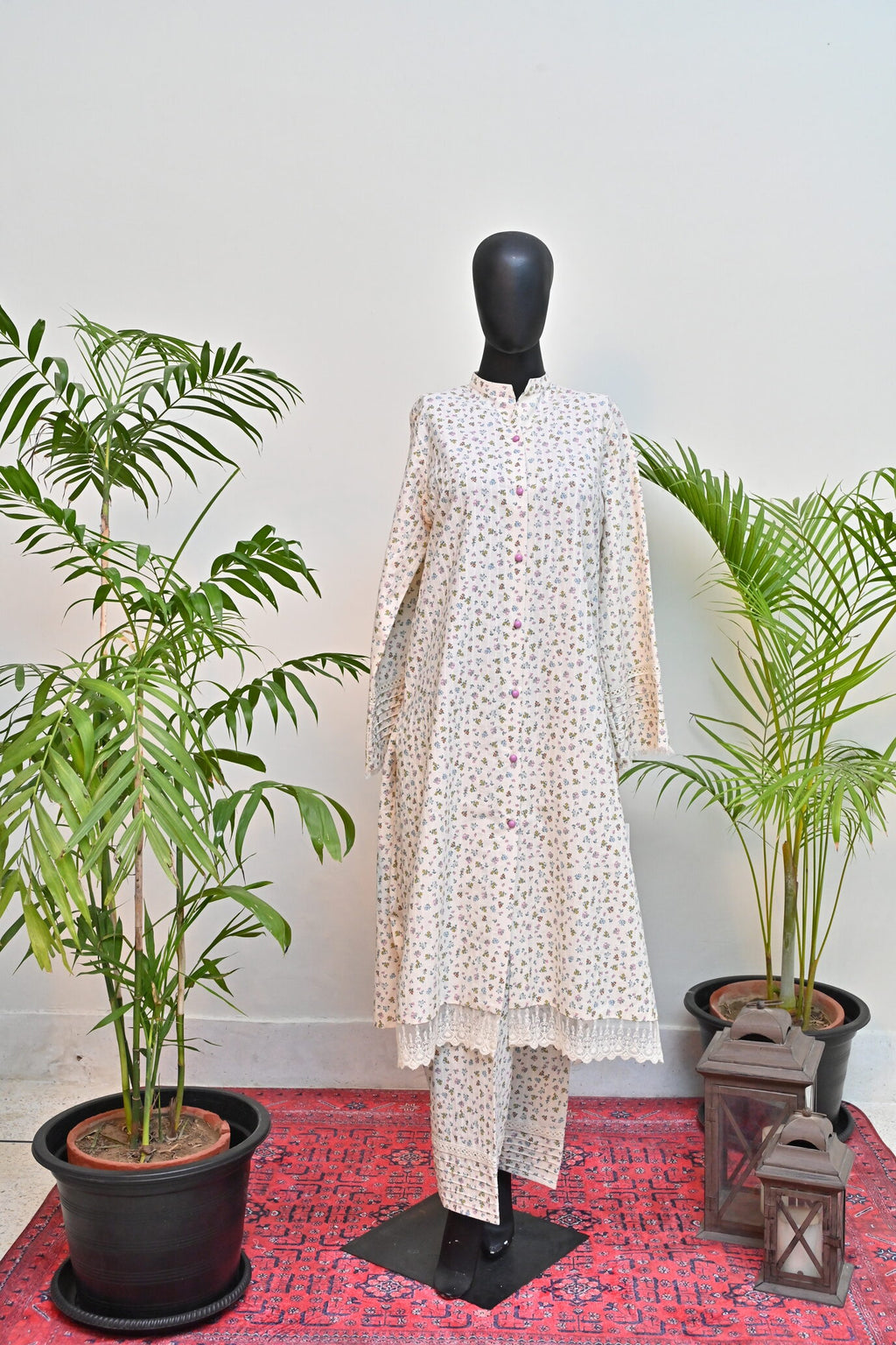 Small Print white Two-Piece Suit