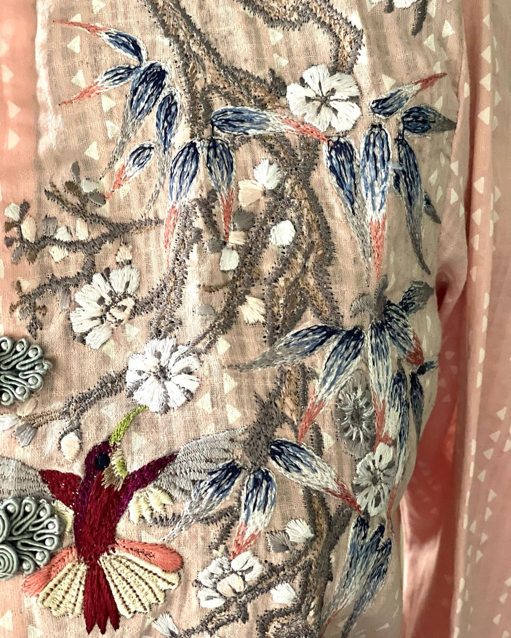 Soft Pink Embroidered Kurta with Floral Detail