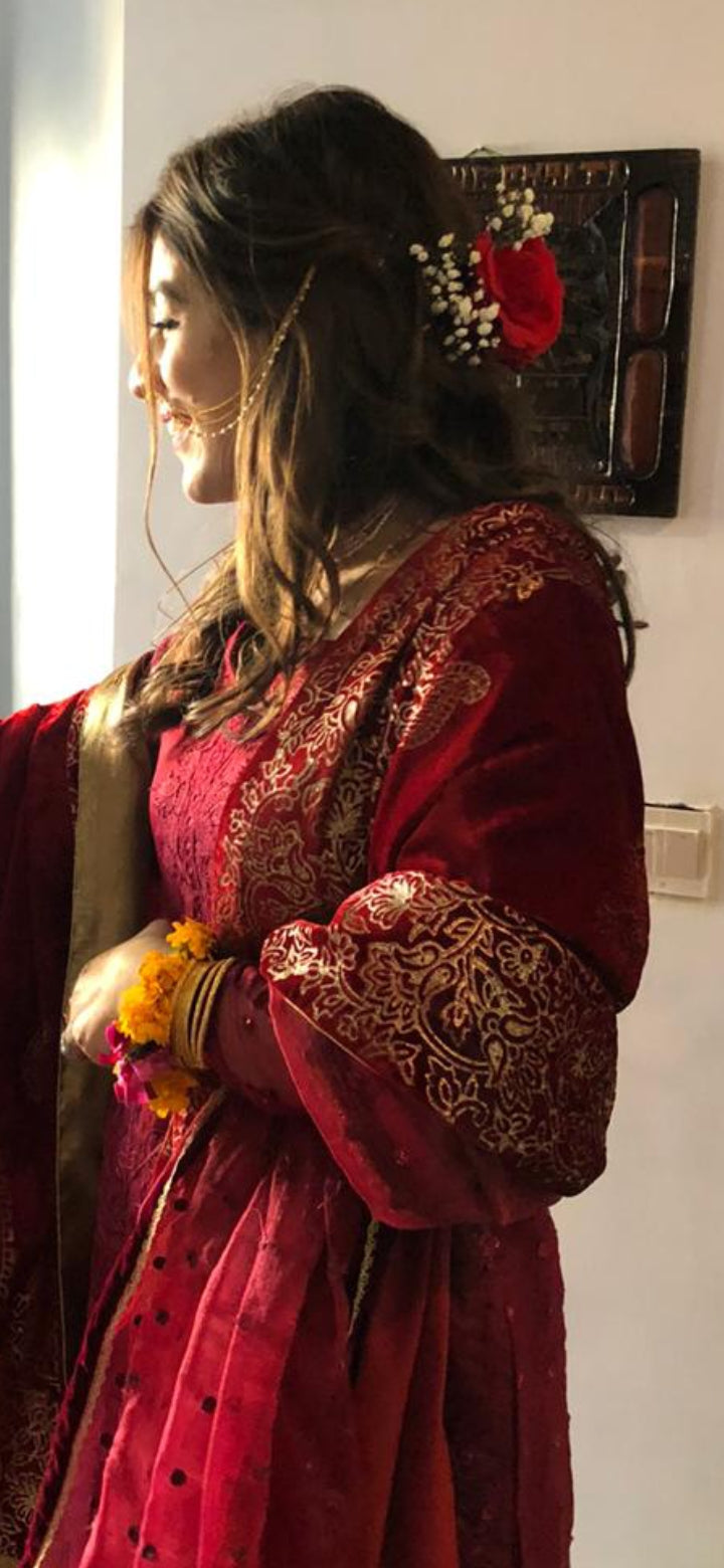 The Story of the Red Shawl